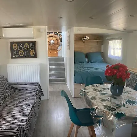 Nuit, La Vie Avec Marie Lou *